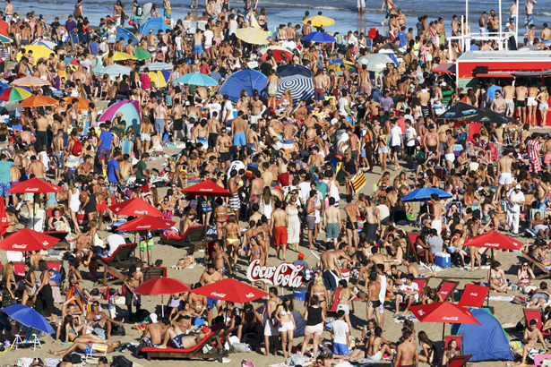 ARGENTINA. Mar Del Plata. Grandé Beach. 2014.